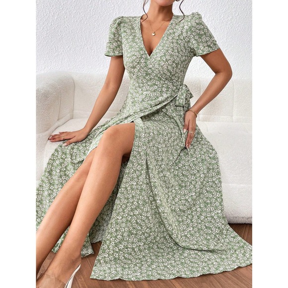 🌟 Frenchy Ditsy Floral Print Knot Side Wrap Dress - Picture 6 of 11